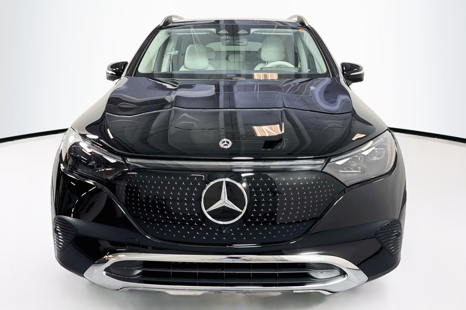New 2026 Black Mercedes-Benz EQE 320+ image 2