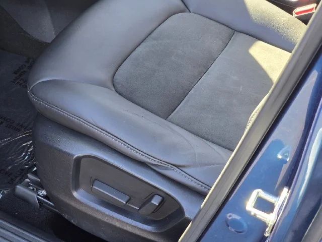 Used 2017 Blue Mazda Touring image 21