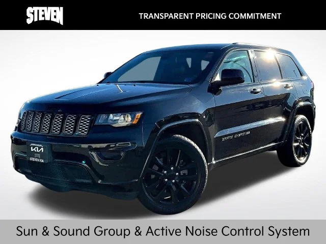Used 2021 Black Jeep Laredo X image 3