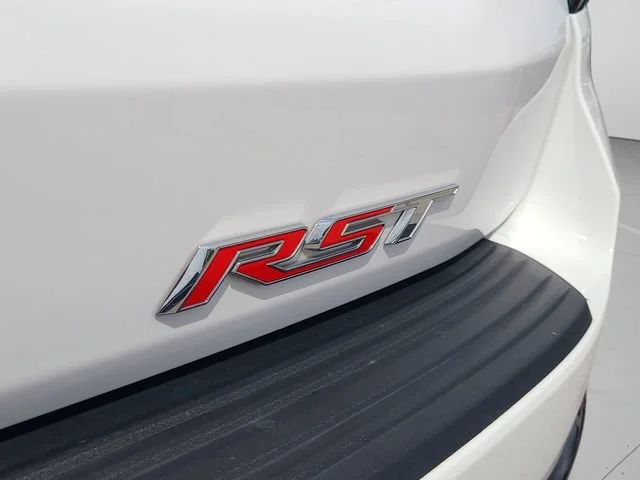 Used 2023 Summit White Chevrolet RST image 34