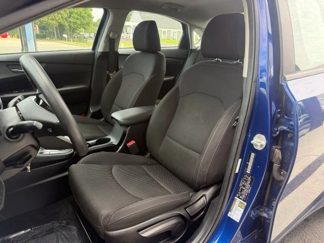 Used 2020 Blue Kia LXS image 13