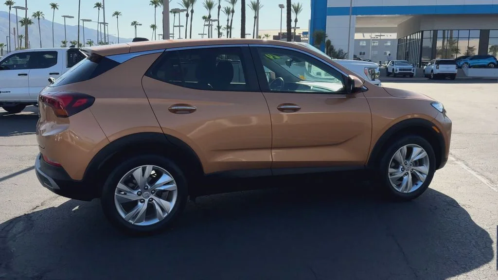 Used 2024 Brown Buick Preferred image 2