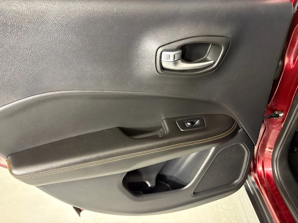 Used 2021 Red Jeep Limited image 35