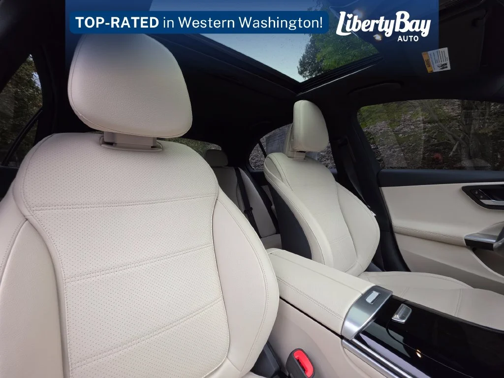 2025 Mercedes-Benz C-Class Sedan C 300 - Photo 18