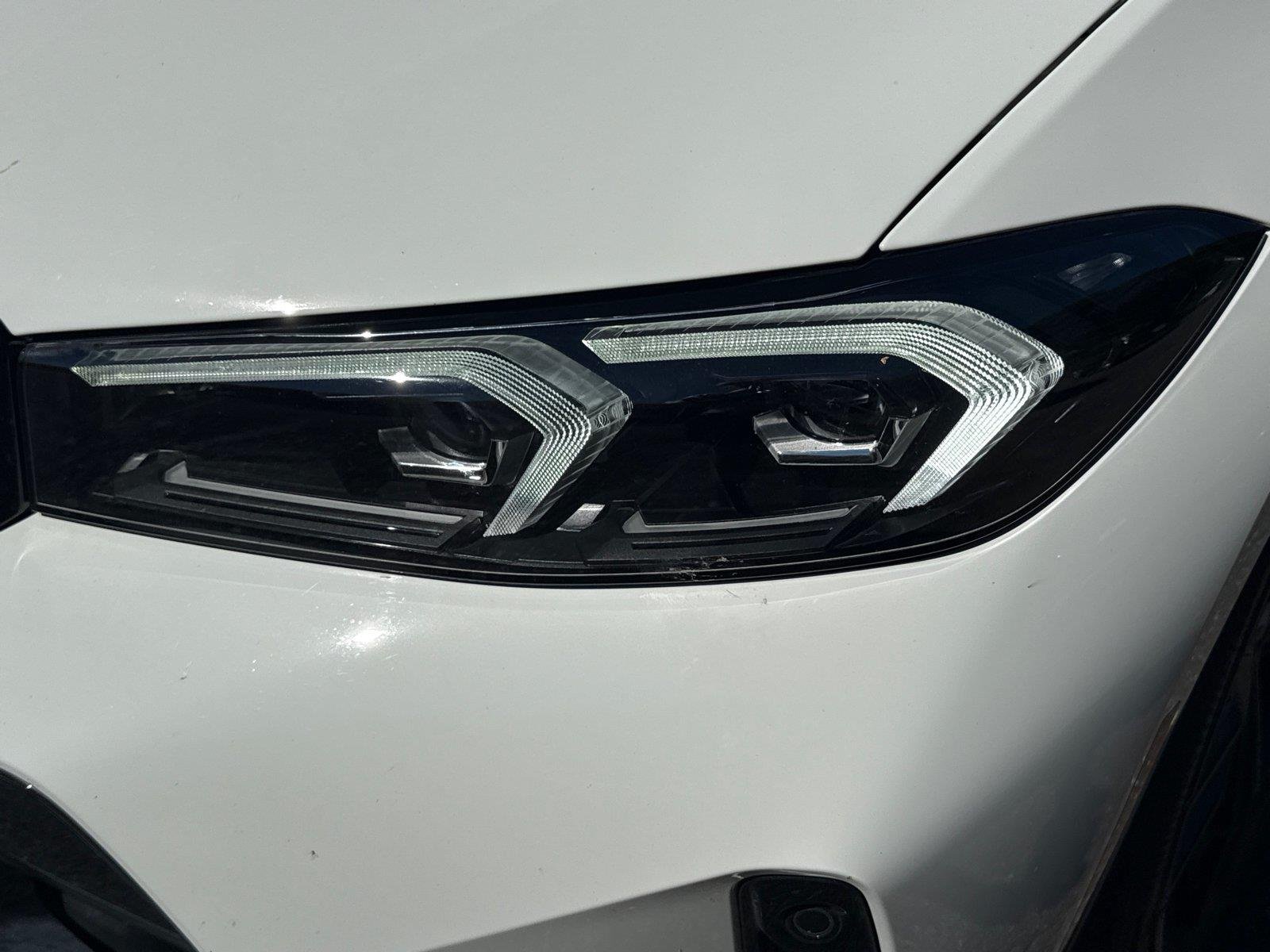 Used 2023 Alpine White BMW M340i xDrive image 8