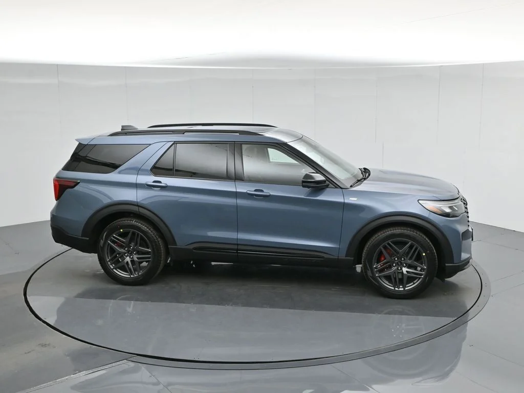 New 2026 Vapor Blue Metallic Ford ST-Line image 56