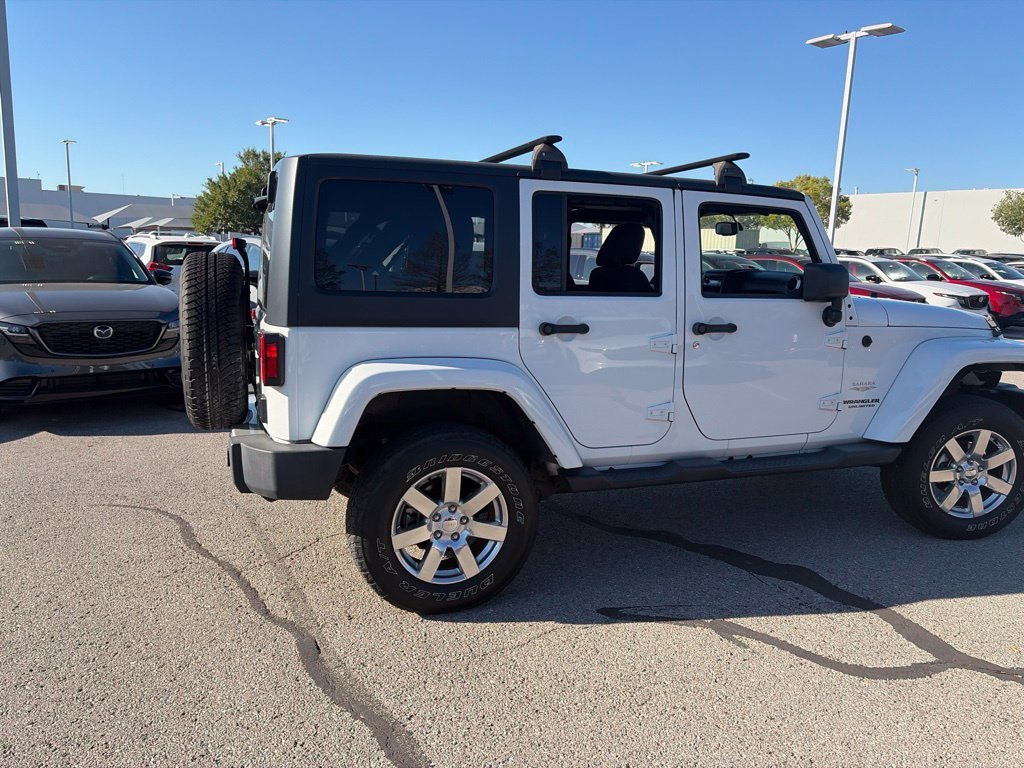 Used 2013 White Jeep Unlimited Sahara image 11