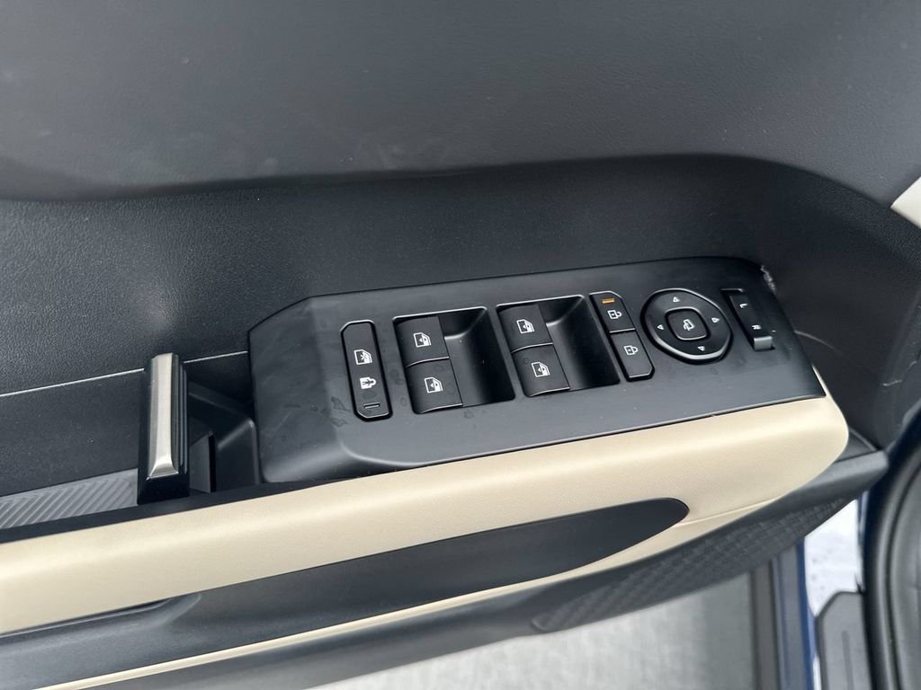 New 2027 Midnight Lake Blue Kia EX image 3