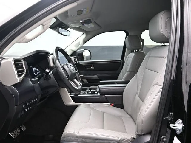 Used 2022 Black Toyota SR5 image 7