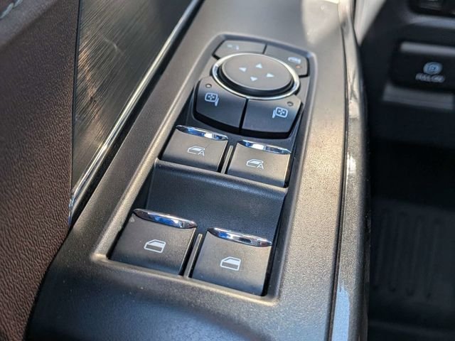 Used 2023 White Ford Lariat image 29