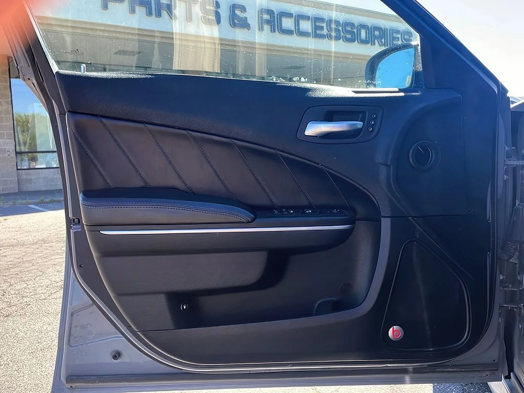 Used 2018 Destroyer Gray Clearcoat Dodge R/T Scat Pack image 10