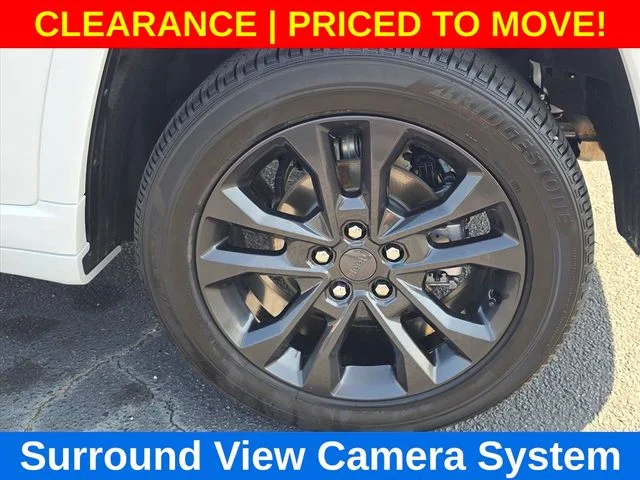 Used 2026 White Jeep Limited Reserve image 31