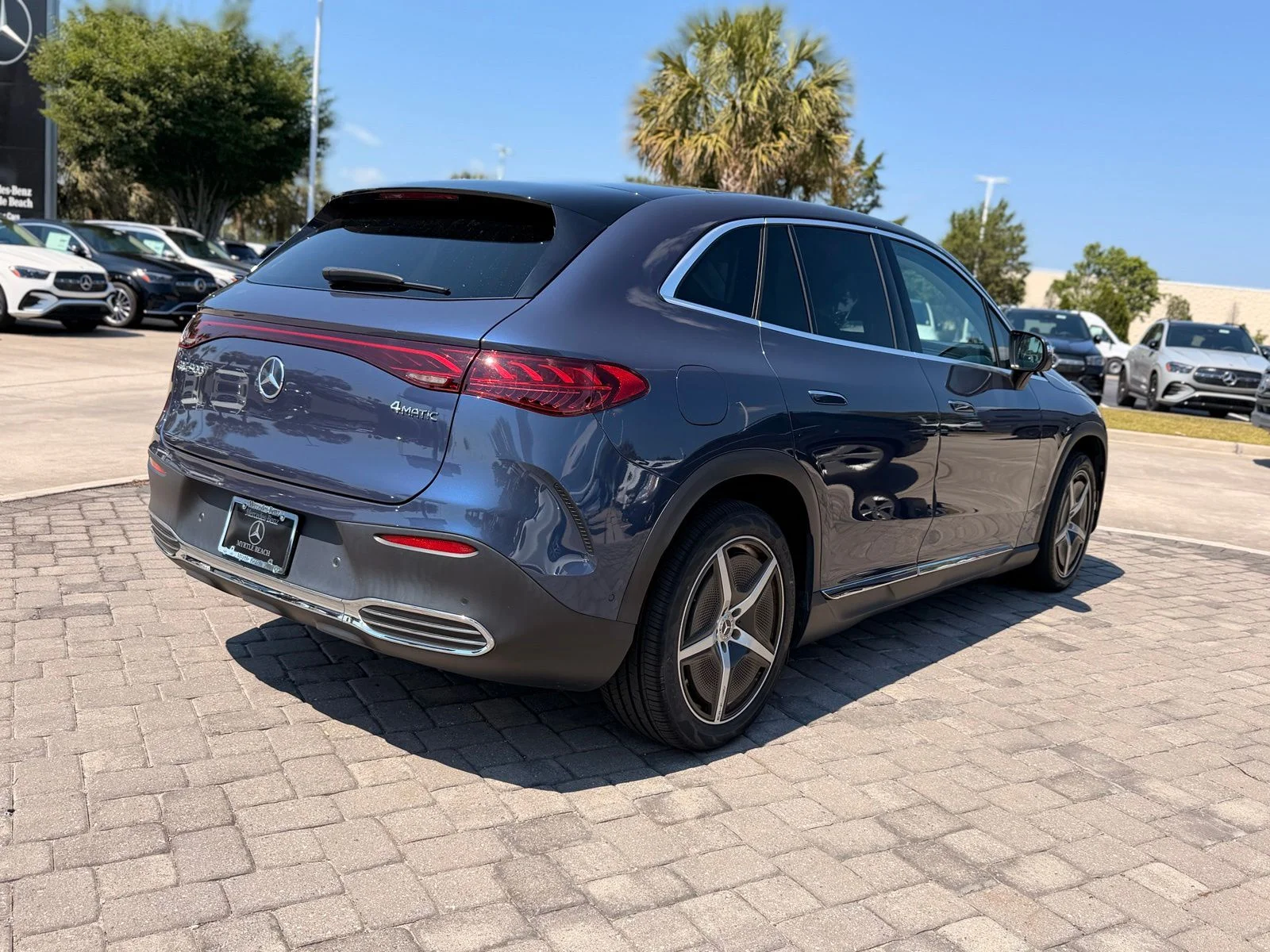 Used 2023 Twilight Blue Metallic Mercedes-Benz 500 SUV image 9