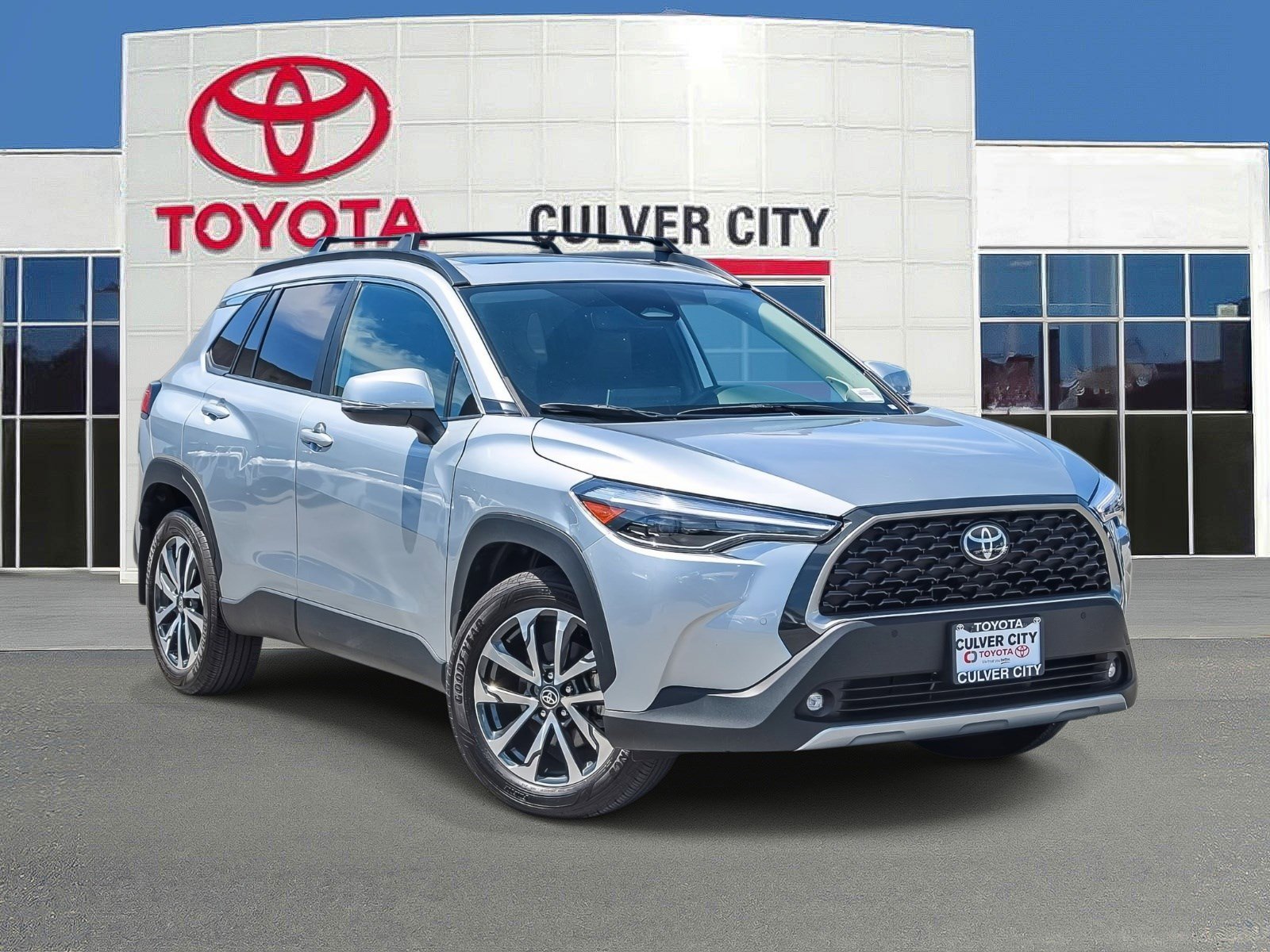 2024 Toyota Corolla Cross XLE