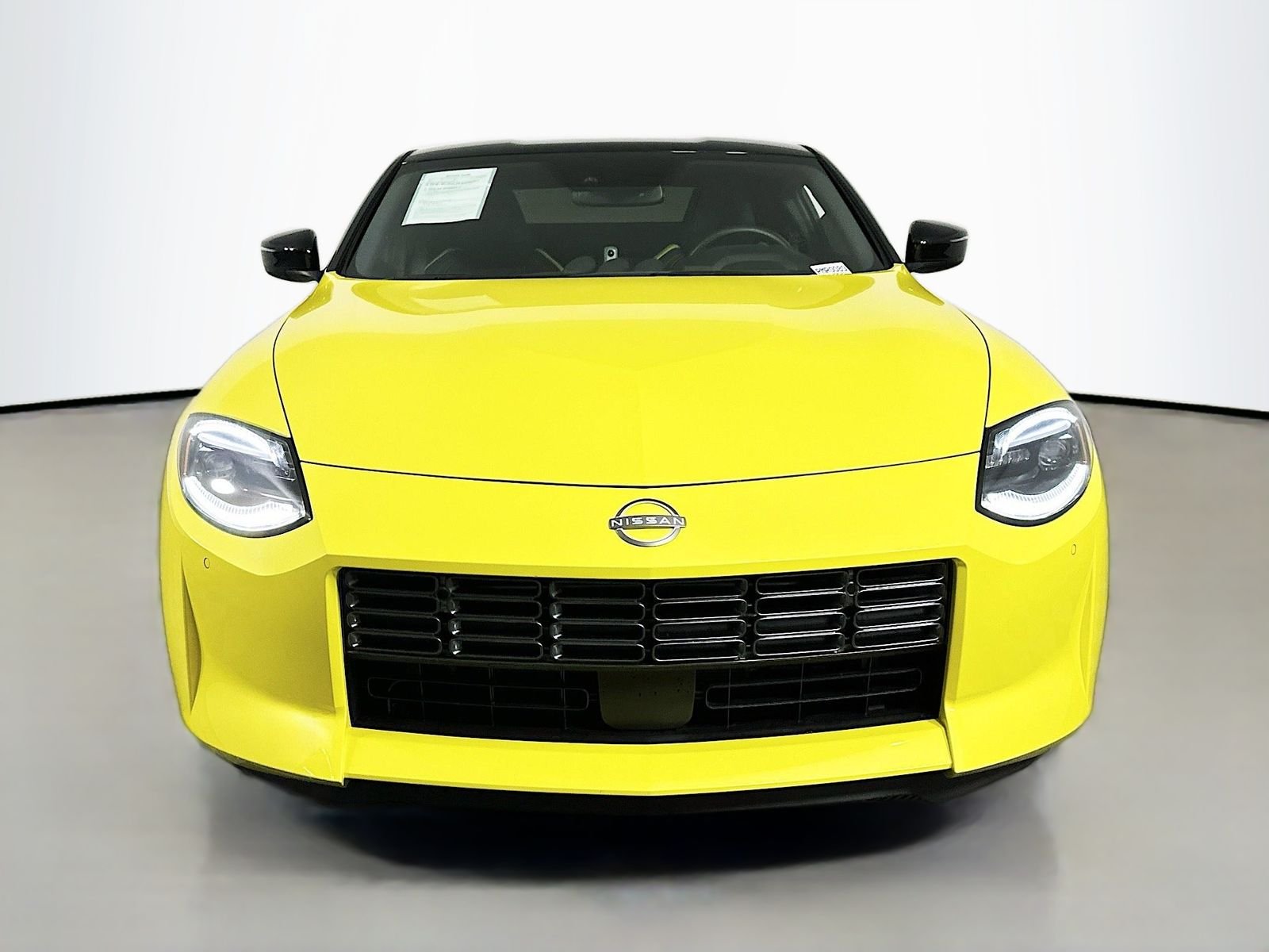 Used 2023 Yellow Pearl Nissan Proto Spec image 2