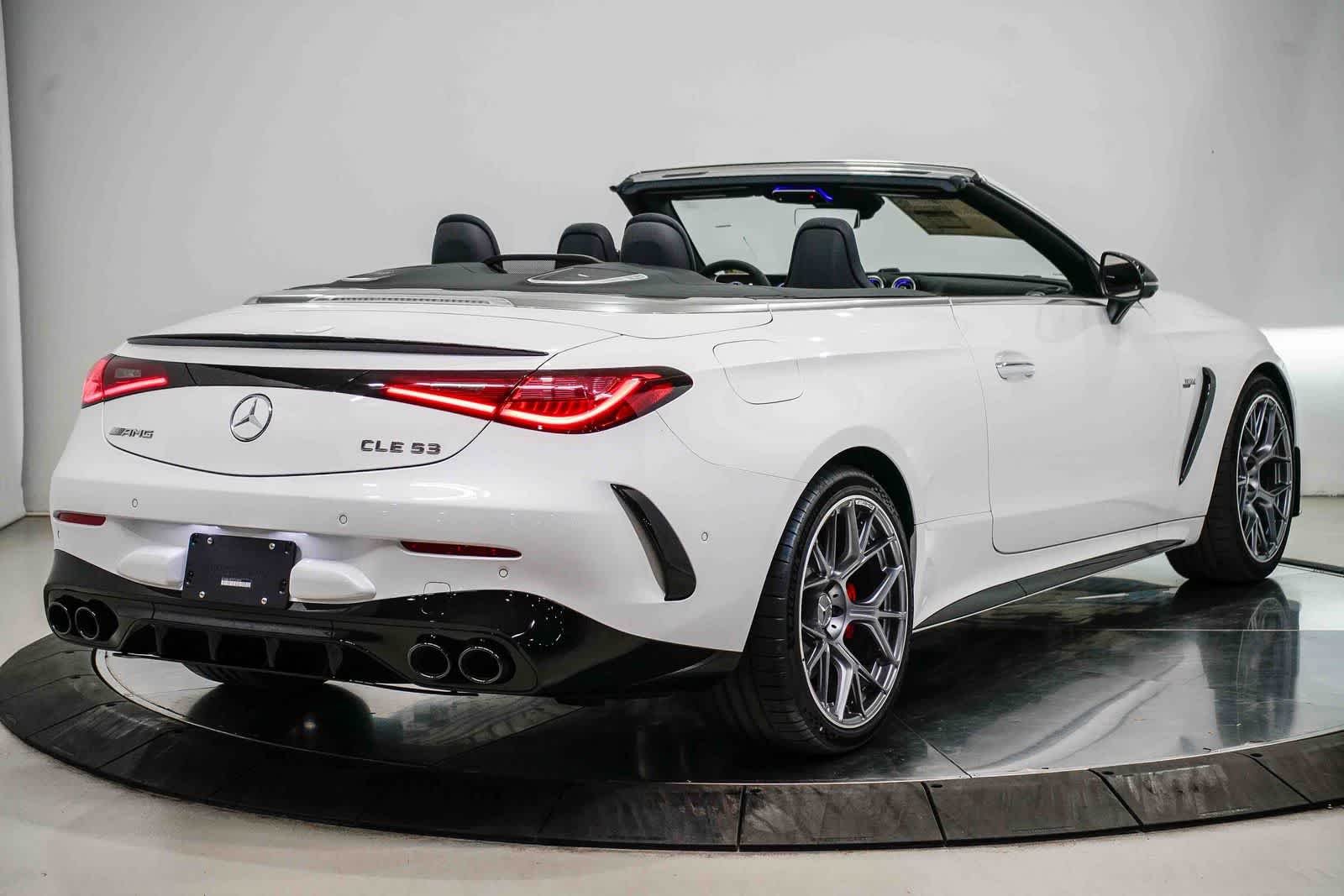 New 2026 MANUFAKTUR Moonlight White Metallic Mercedes-Benz AMG® CLE 53 image 4