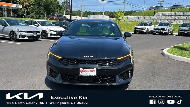 New 2026 Aurora Black Pearl Kia GT image 3