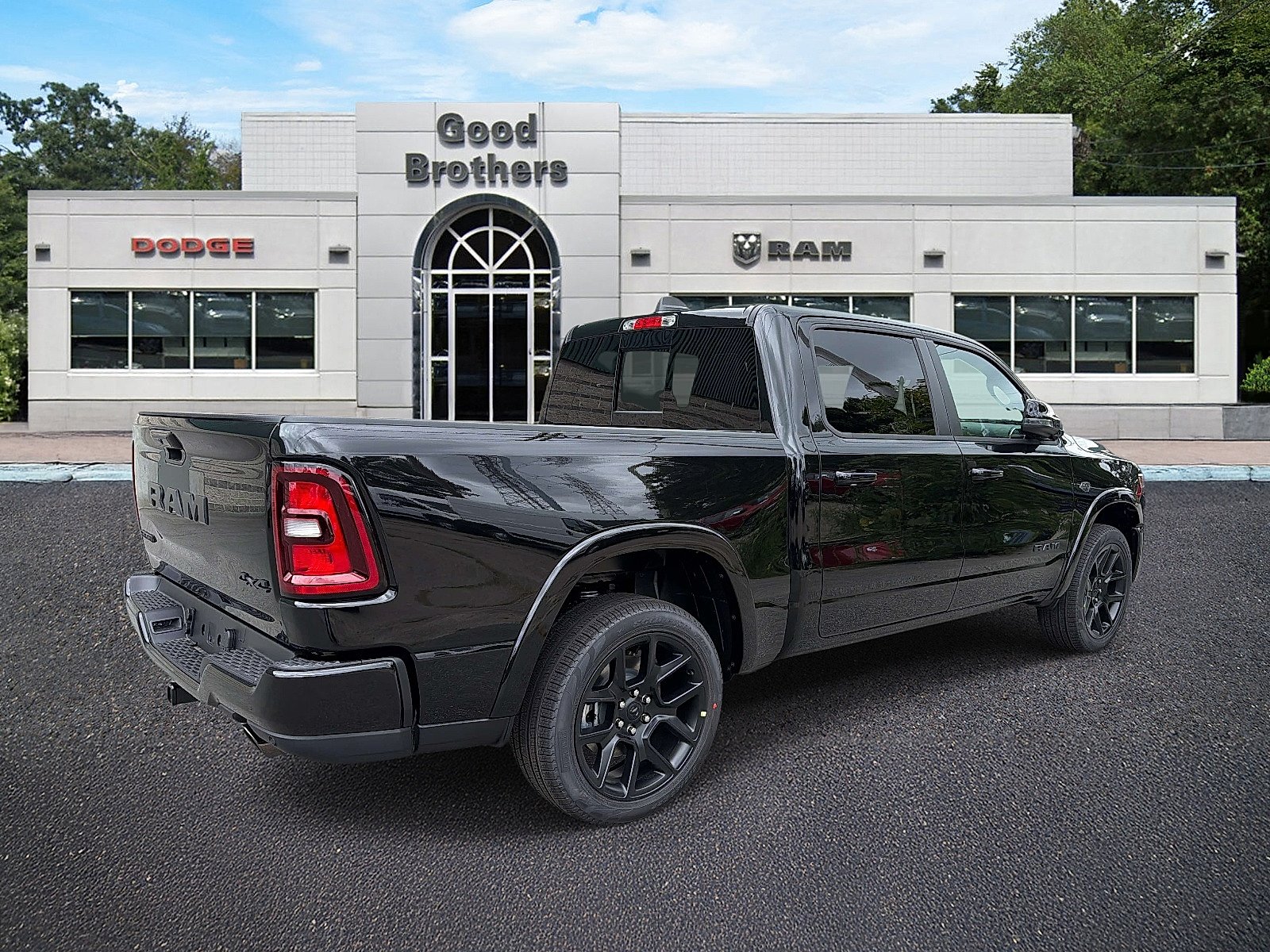 New 2027 Diamond Black Crystal Pearl-Coat Exterior Paint RAM Laramie Crew Cab 4x4 5