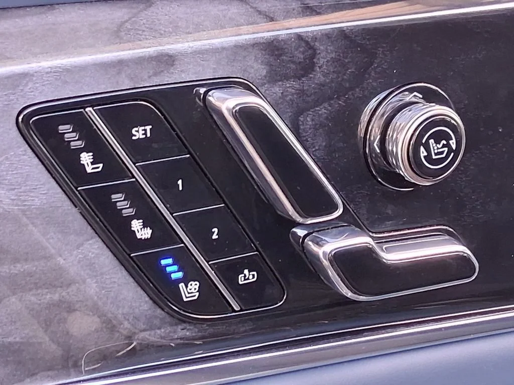 2026 Cadillac Escalade IQ Premium Luxury - Photo 19