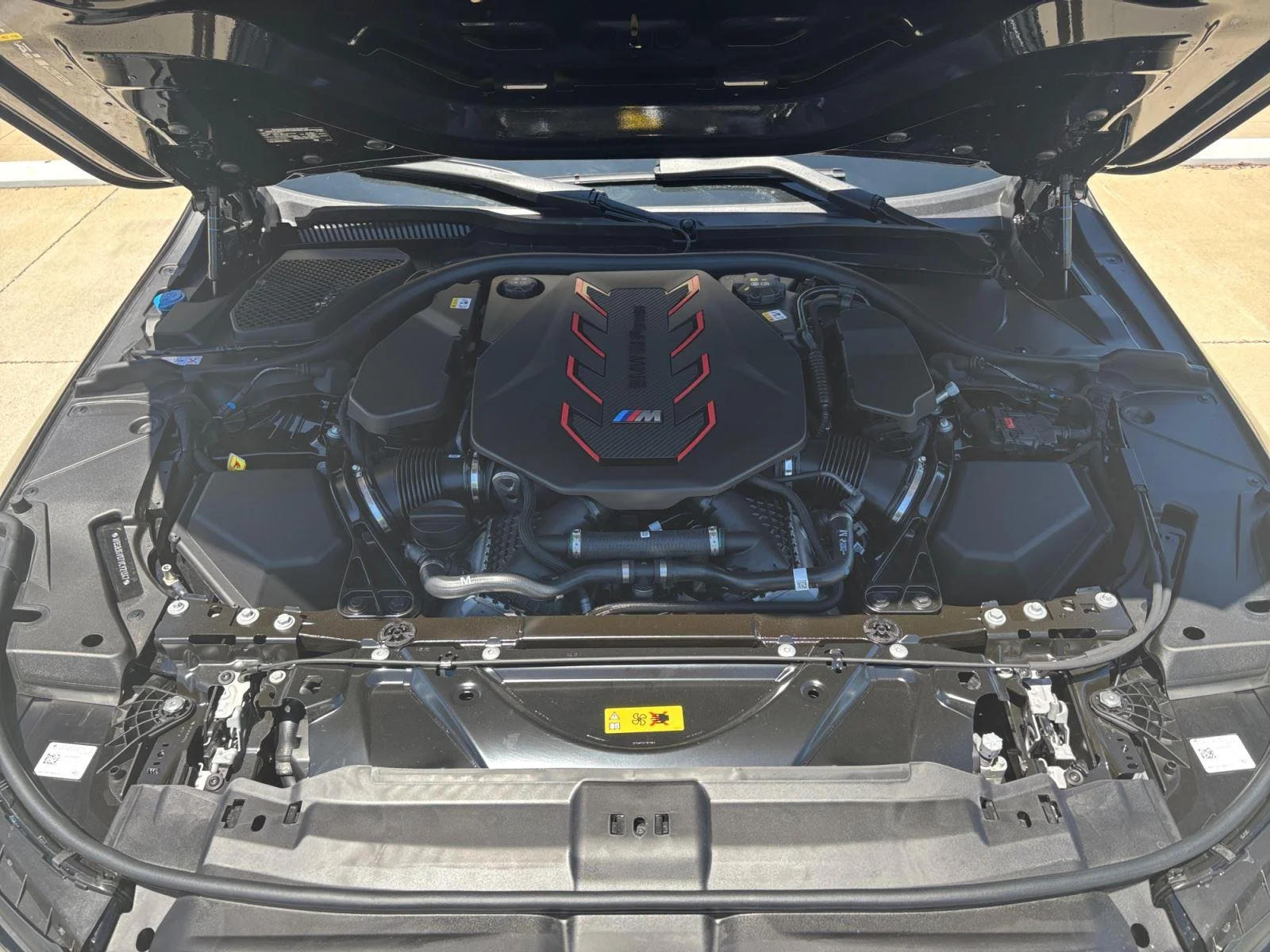 New 2027 Black Sapphire Metallic BMW TOURING image 32