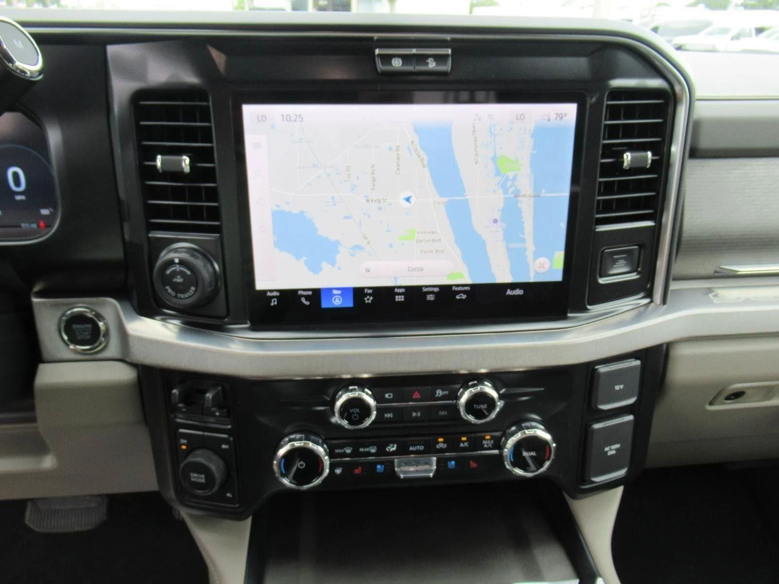 New 2026 Agate Black Metallic Ford F-350® Platinum® image 29