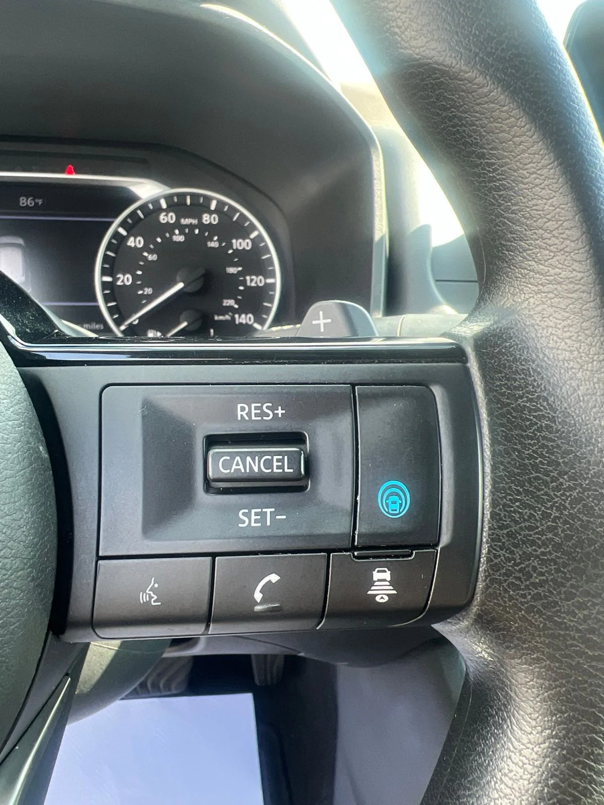 Used 2022 White Nissan SV image 23