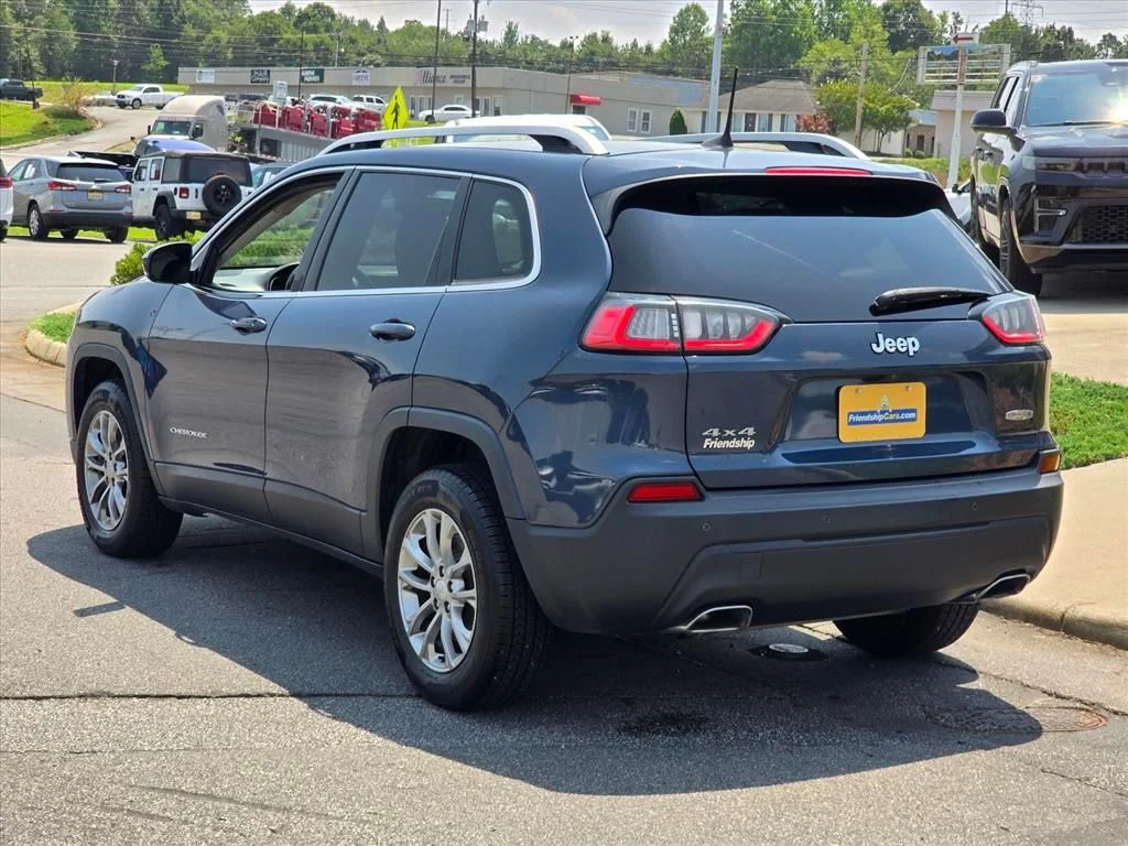 Used 2021 Blue Jeep Latitude Lux image 24