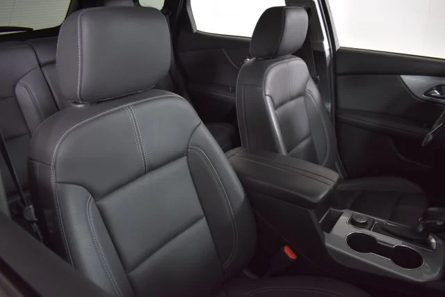 Used 2023 Gray Chevrolet LT image 21