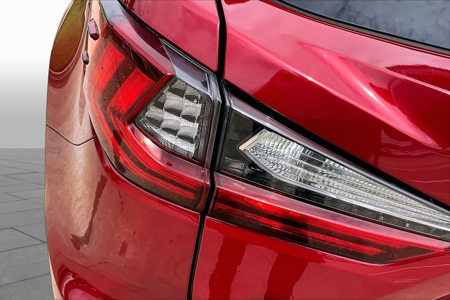 Used 2019 Matador Red Mica Lexus  image 29