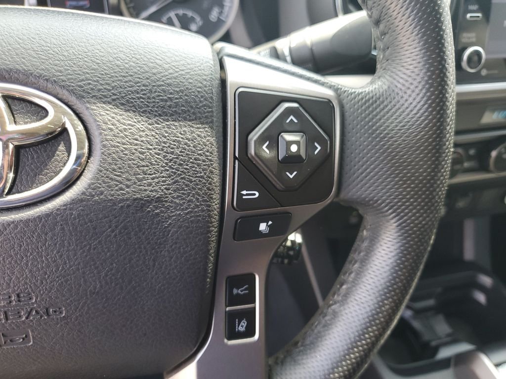 Used 2022 Silver Toyota SR5 image 16