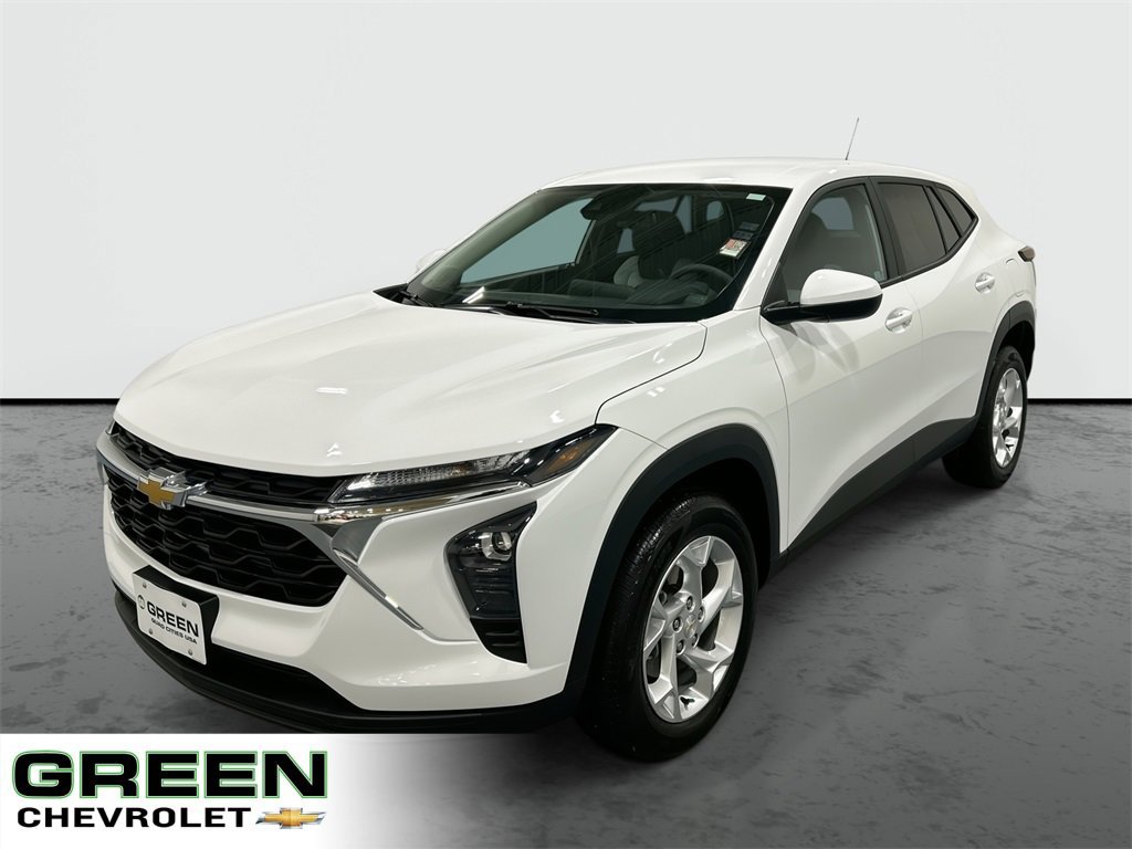 2025 Chevrolet Trax LS