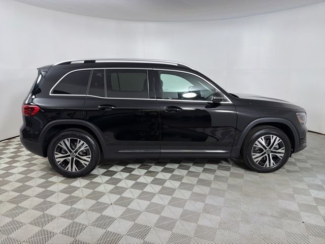 New 2026 Night Black Mercedes-Benz GLB 250 image 8