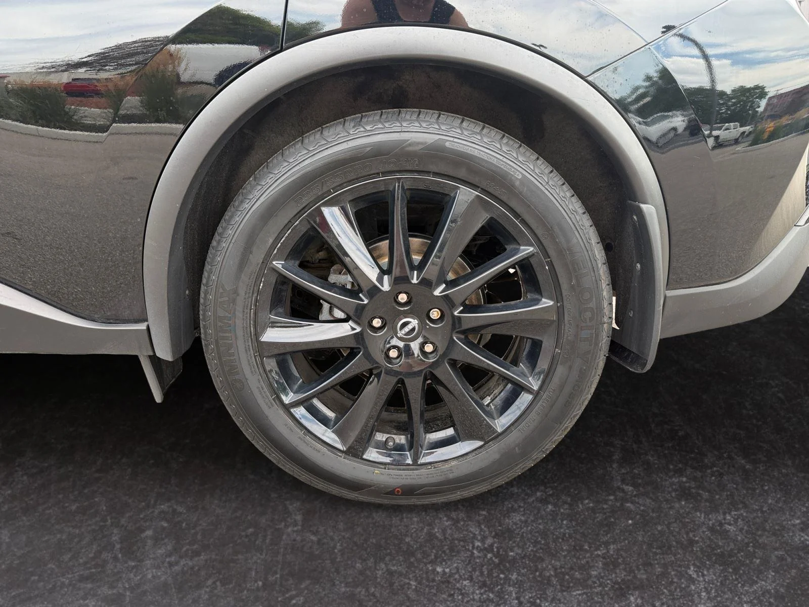 Used 2023 Super Black Nissan SL image 29