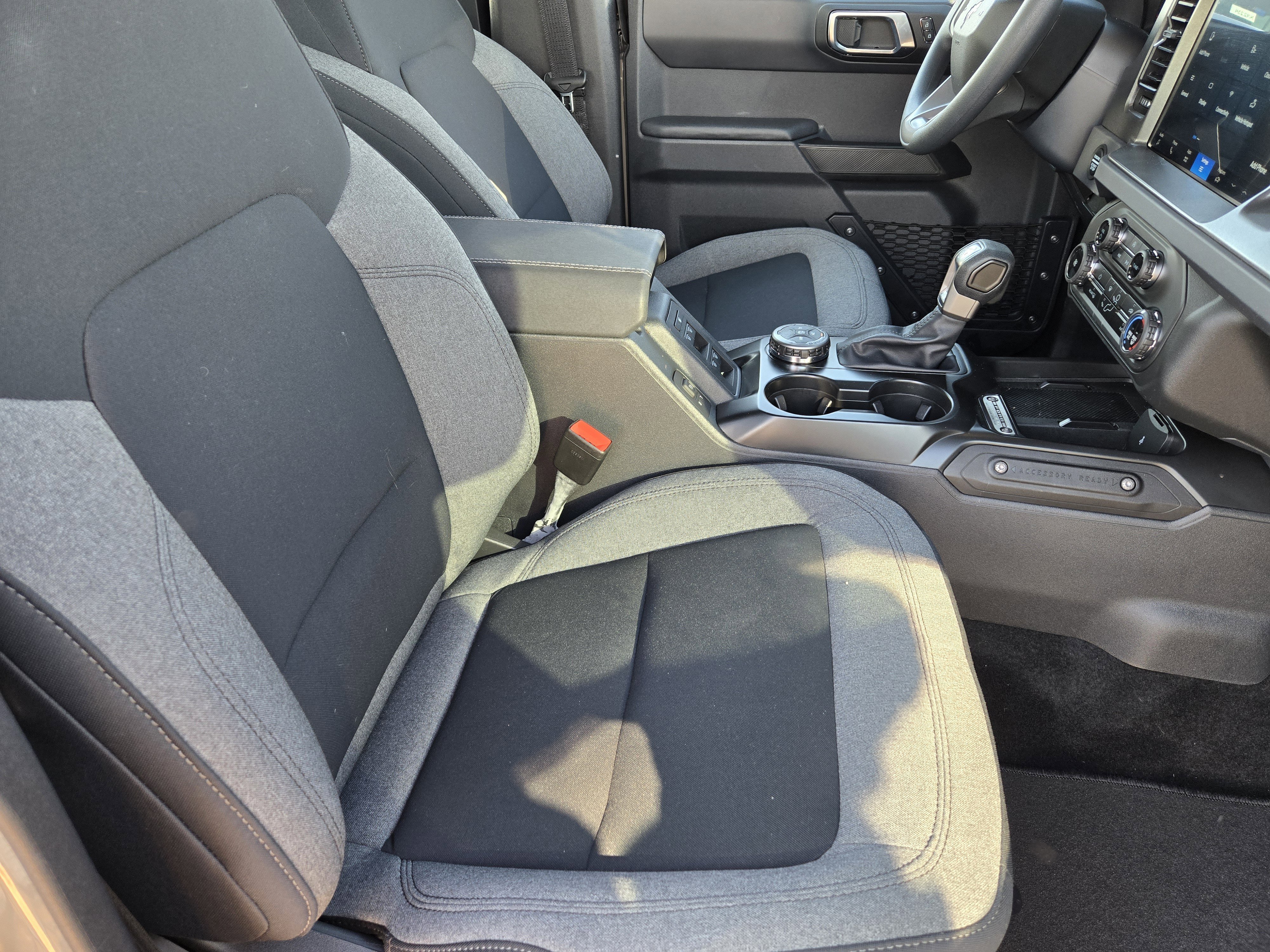 2025 Ford Bronco 4-Door Base - Photo 9
