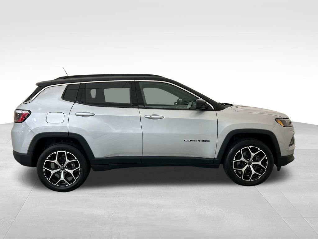 Used 2025 Silver Jeep Limited image 7