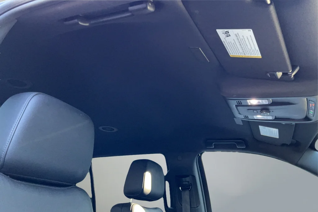 2025 Chevrolet Tahoe LT - Photo 18