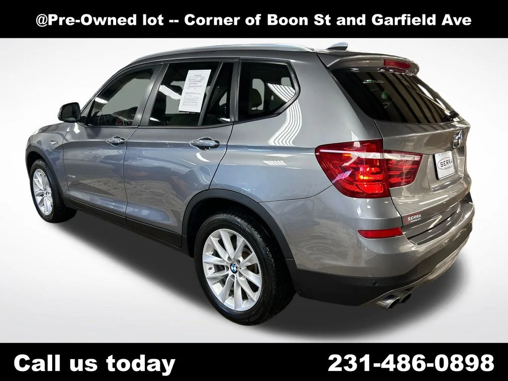 Used 2016 Gray BMW xDrive28i image 3