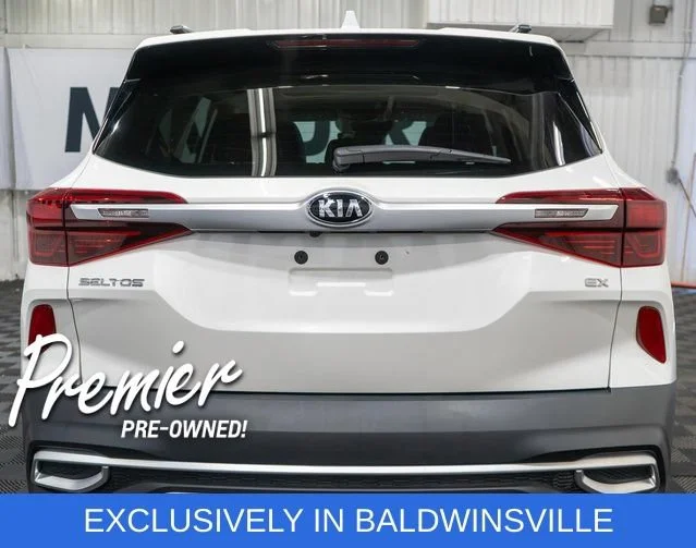 Used 2021 White Kia EX image 6