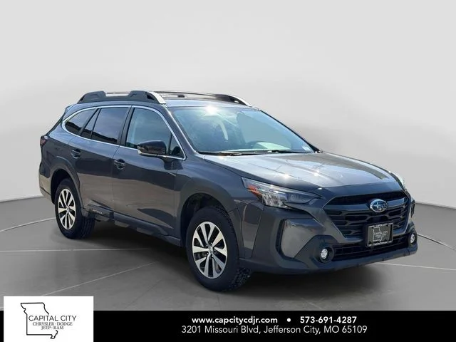 2023 Subaru Outback Premium's photo