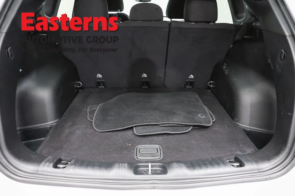 Used 2023 White Jeep Sport image 9