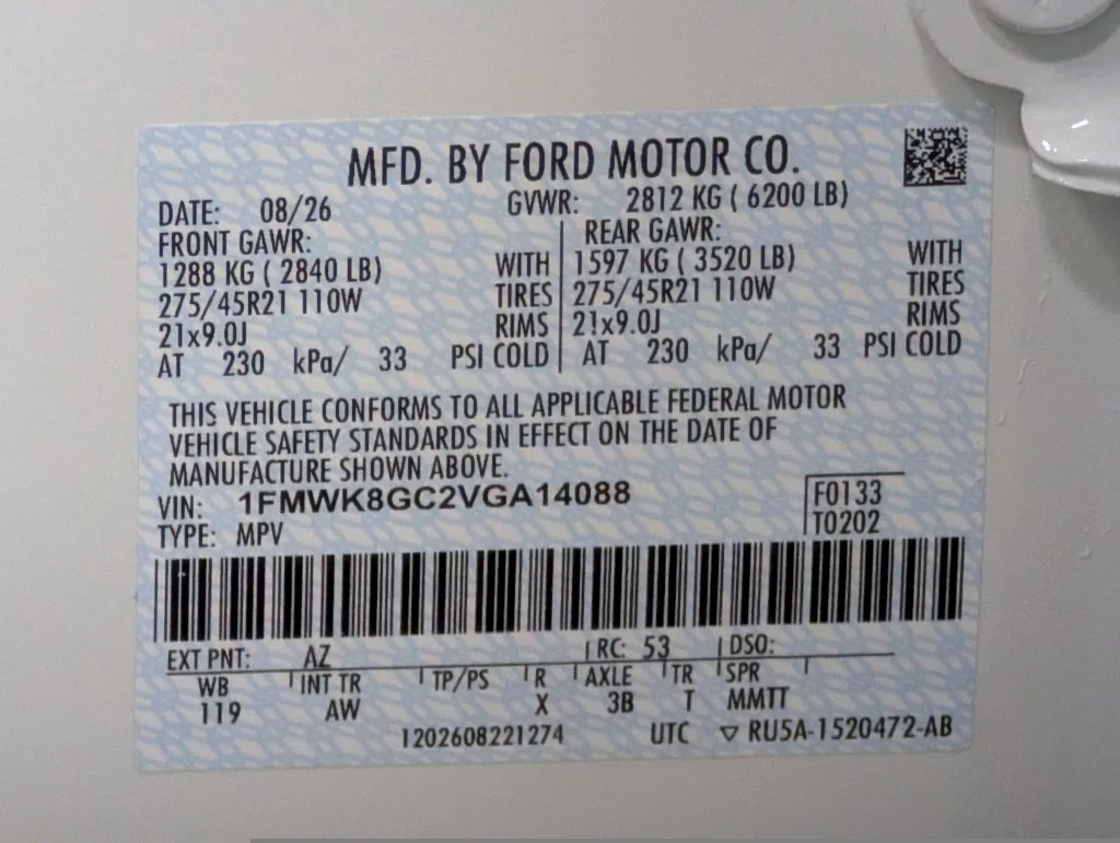 New 2027 Star White Metallic Tri-Coat Ford ST image 27