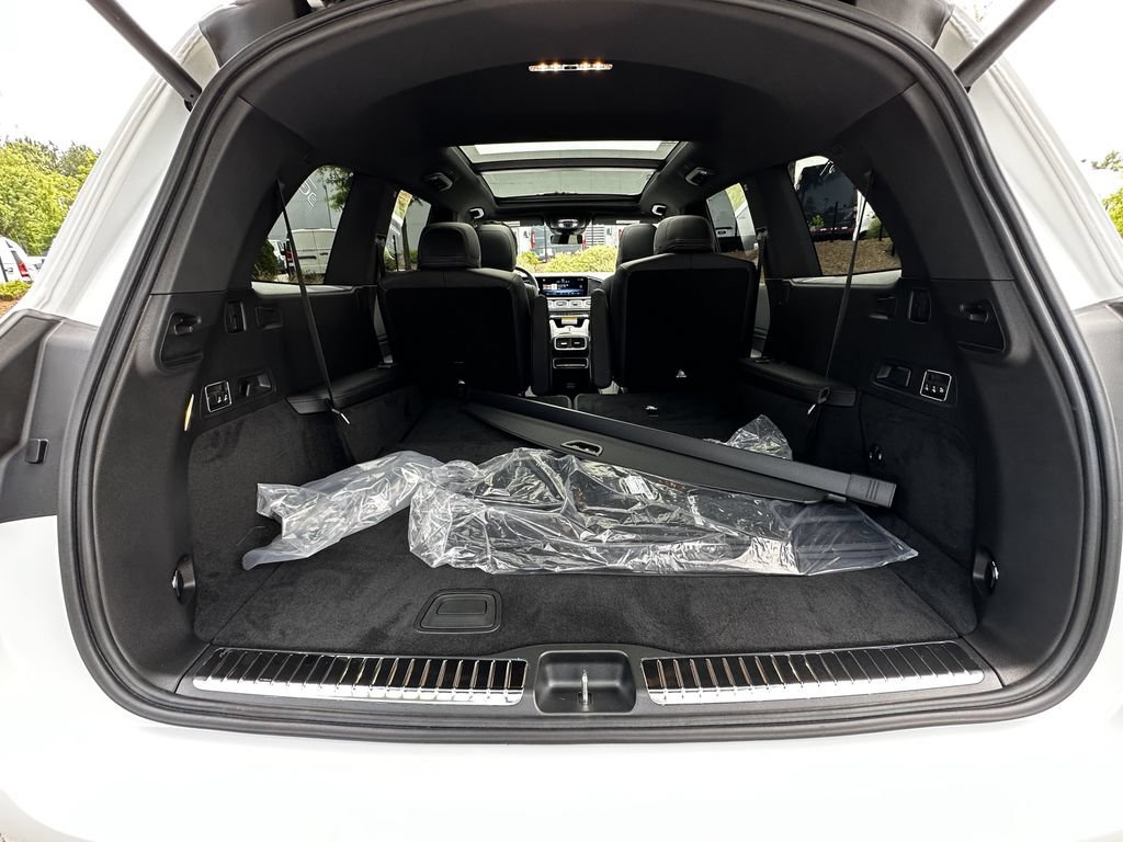 New 2026 MANUFAKTUR Moonlight White Magno Mercedes-Benz GLS 450 image 58