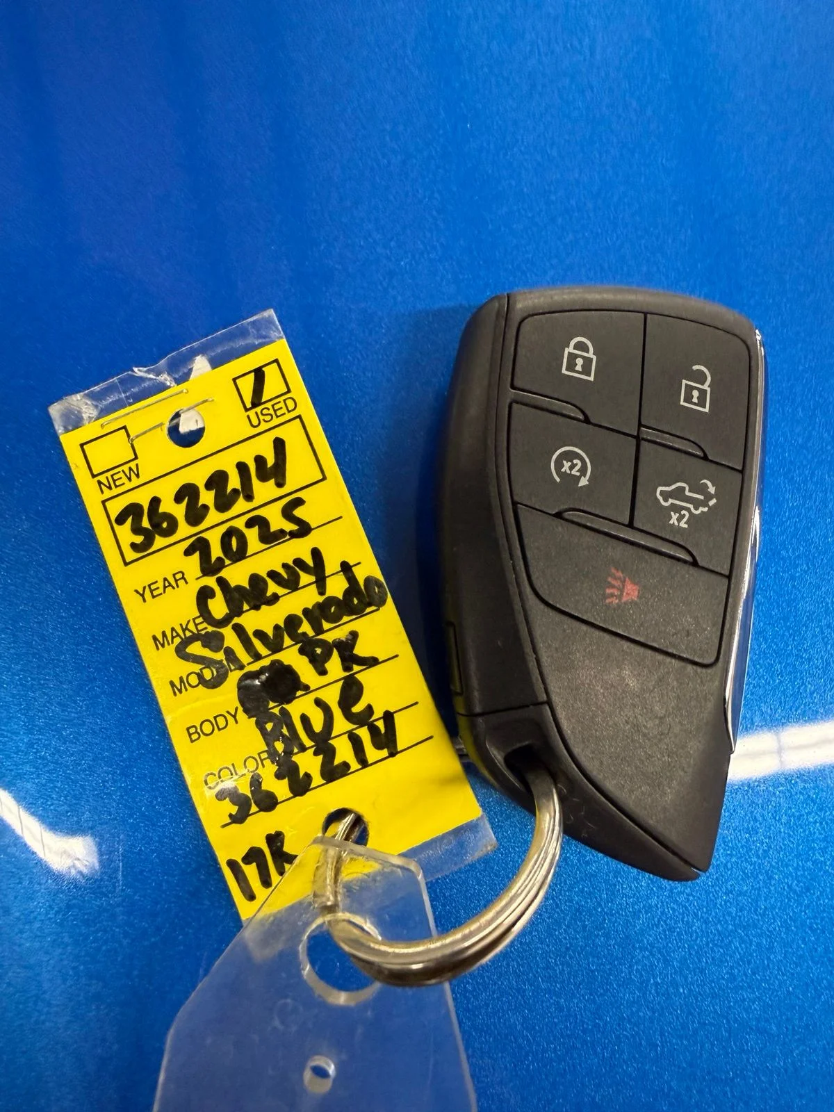 Used 2025 Blue Chevrolet Custom image 27