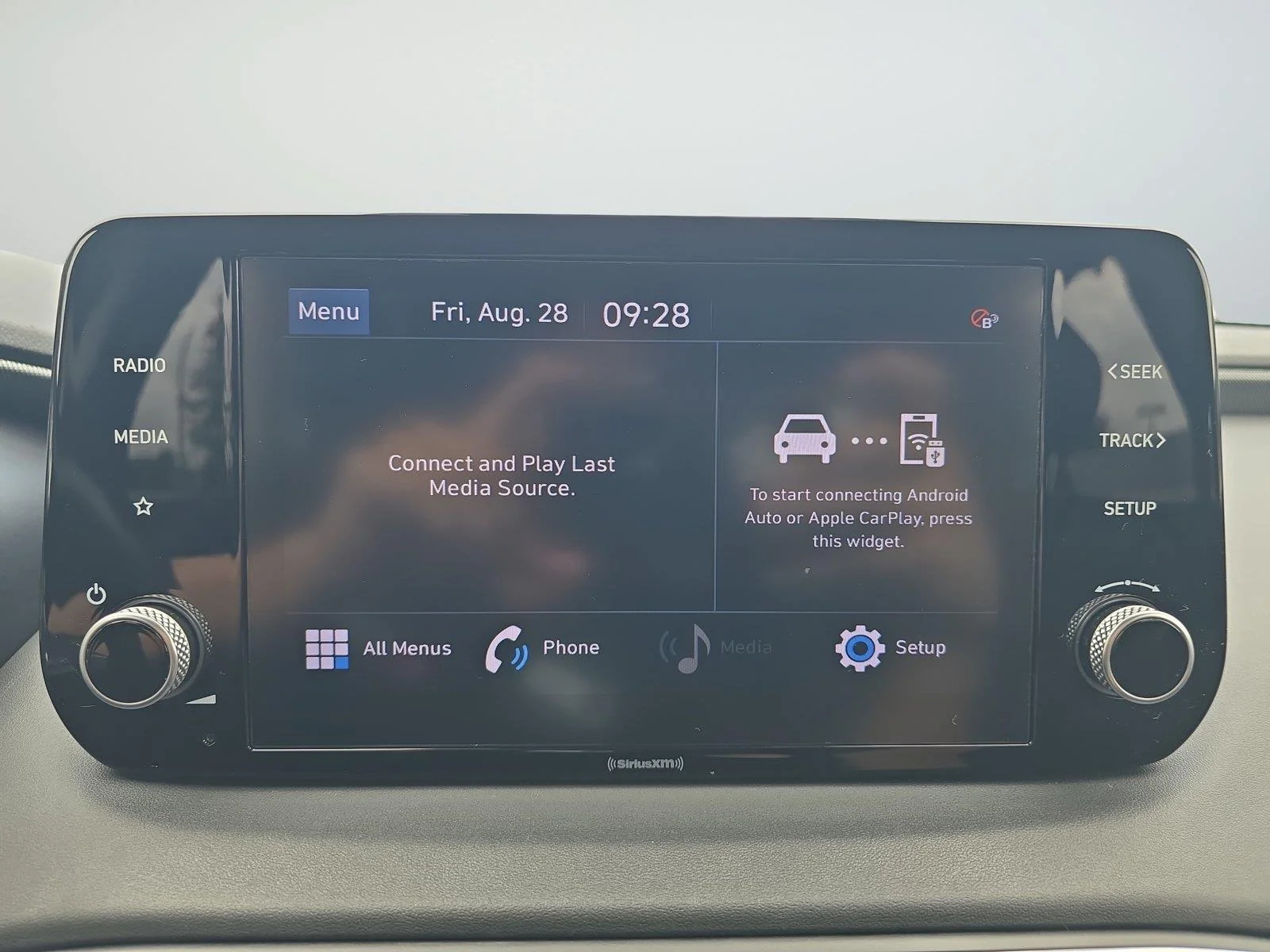 Used 2022 Twilight Black Hyundai XRT image 16