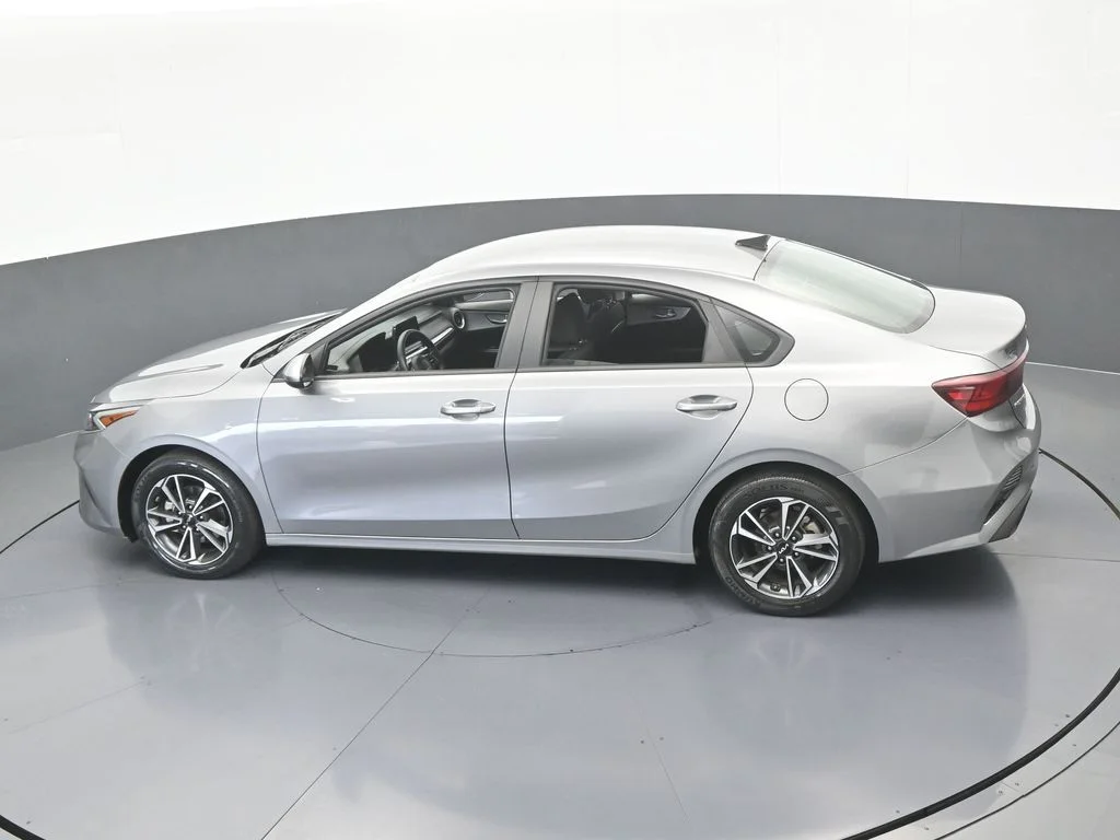 Used 2024 Steel Gray Kia LXS image 39