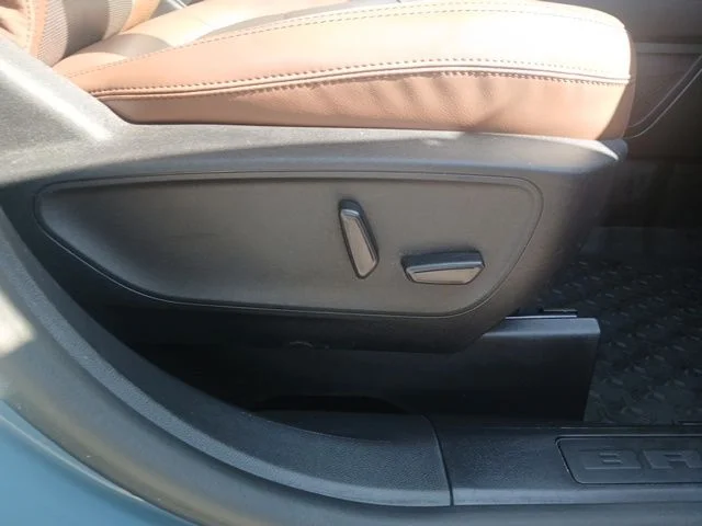 Used 2022 Blue Ford Badlands image 38