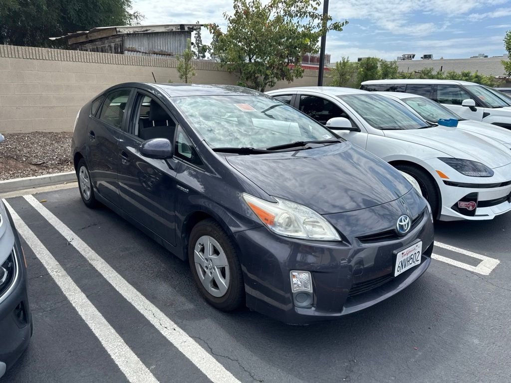 Used 2011 Gray Toyota Two image 4
