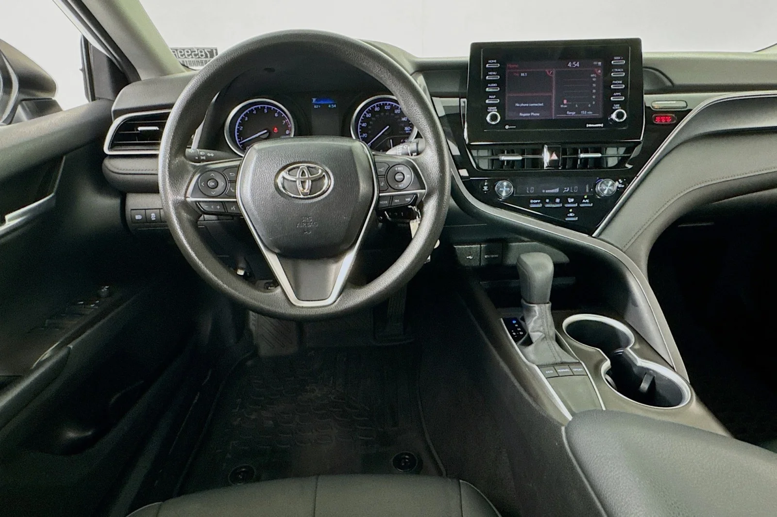 Used 2023 Ice Cap Toyota LE image 4