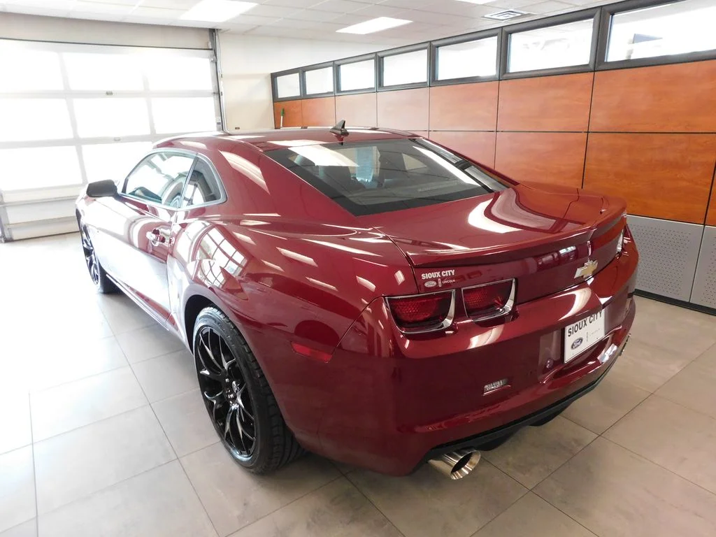Used 2010 Red Jewel Tintcoat Chevrolet SS image 6