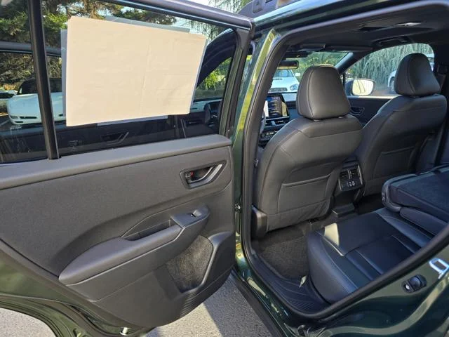 New 2026 DEEP EMERALD GREEN PEARL Subaru Premium image 33